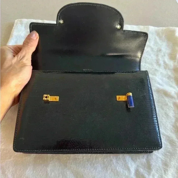 VINTAGE GUCCI SNAKESKIN CLUTCH - Picture 6 of 15